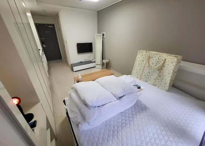 1-2516 #sinnonhyeon Stn Exit 9, 1-min #gangnam Stn, 5-min #ott #concierge Gangnam Managed *