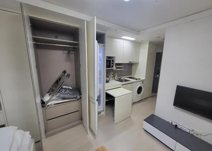 1-2516 #sinnonhyeon Stn Exit 9, 1-min #gangnam Stn, 5-min #ott #concierge Gangnam Managed Seoul